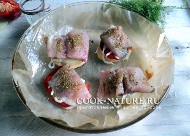 карп с овощами в духовке