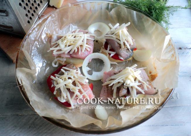 карп с овощами в духовке