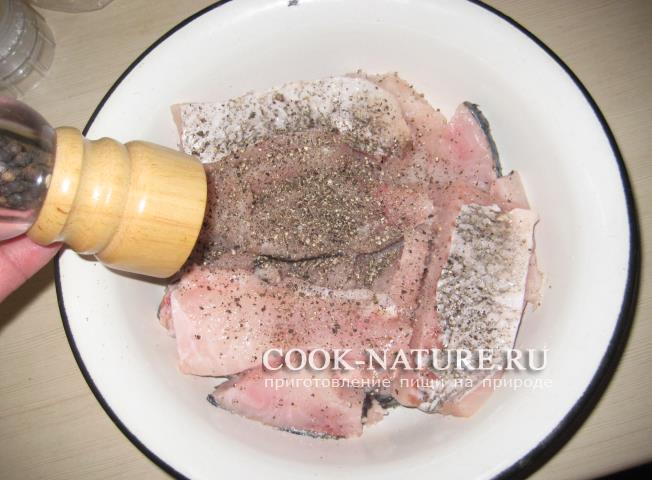 Нельма запеченная с луком рецепты из нельмы