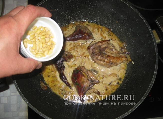 Рябчик под сливочным соусом рябчик тушеный