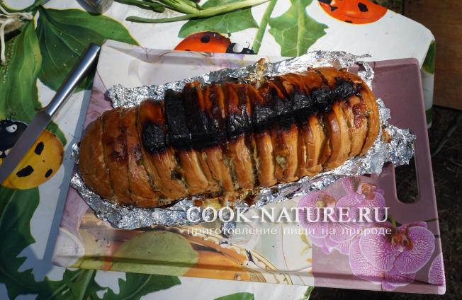 Батон с сыром и чесноком батон с сыром