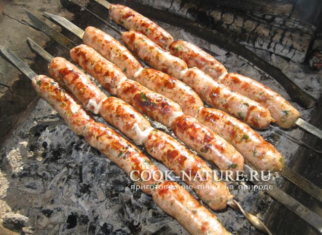 колбаски из свинины