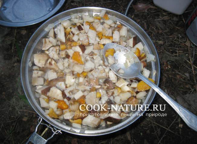 как приготовить макароны с тушенкой